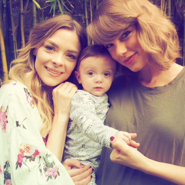 Taylor Swift, Instagram