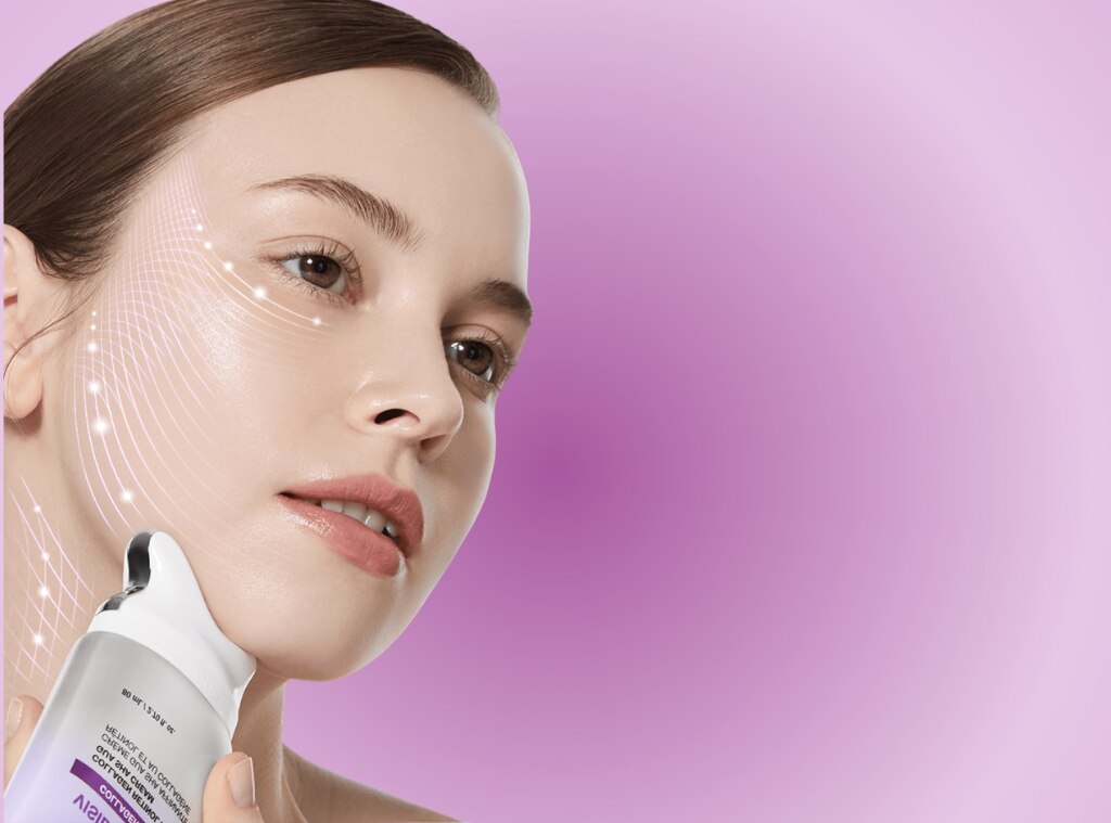 This Viral K-Beauty Cream Is Literally a Neck Facial in a Tube