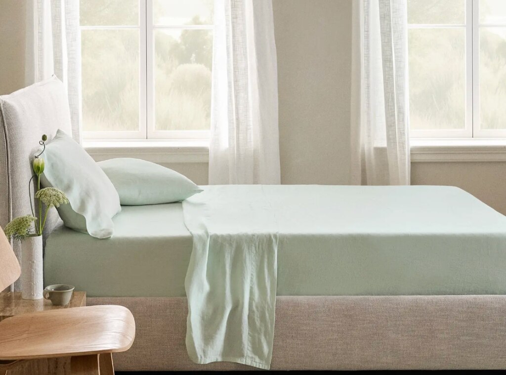 Cooling Bedding MAIN.jpg