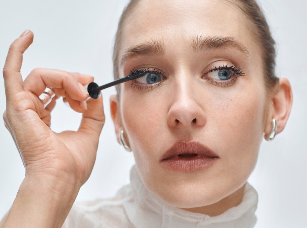 Mascaras That Give You Wispy, Fluttery, Doe Eyes
