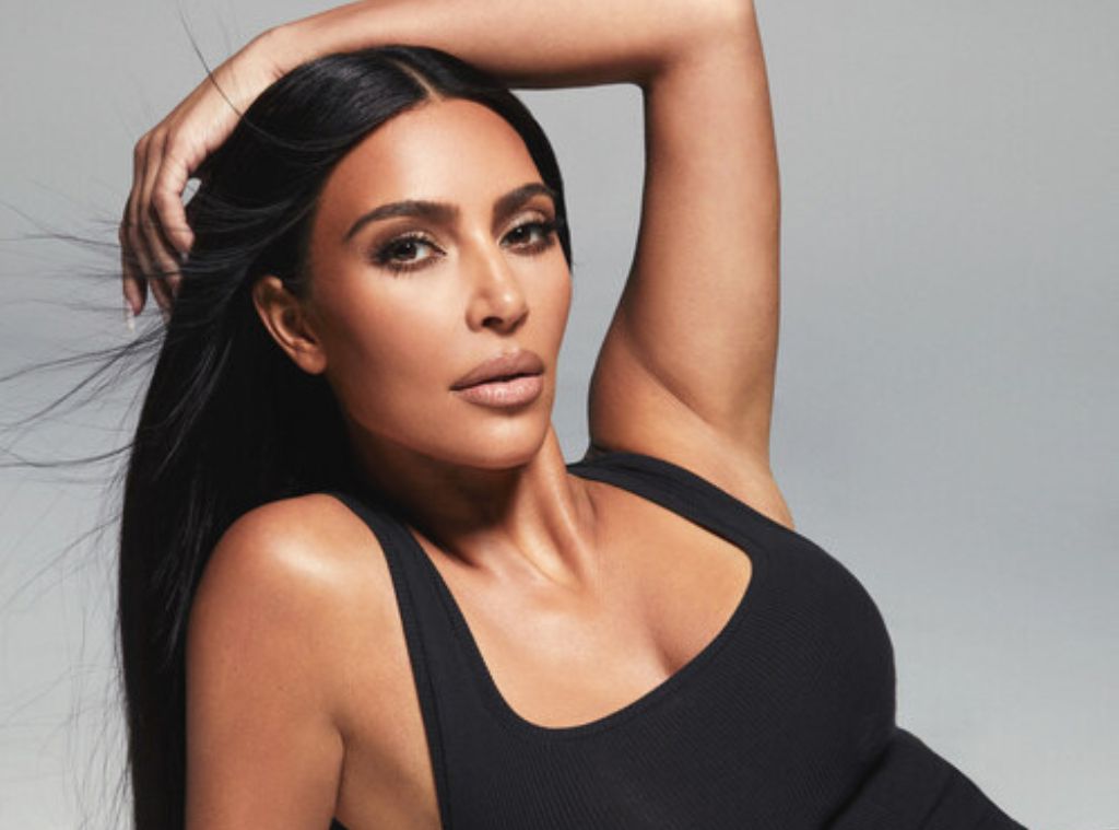 SKIMS’ Secret Sale Has Tees, Pants & Dresses Under $50