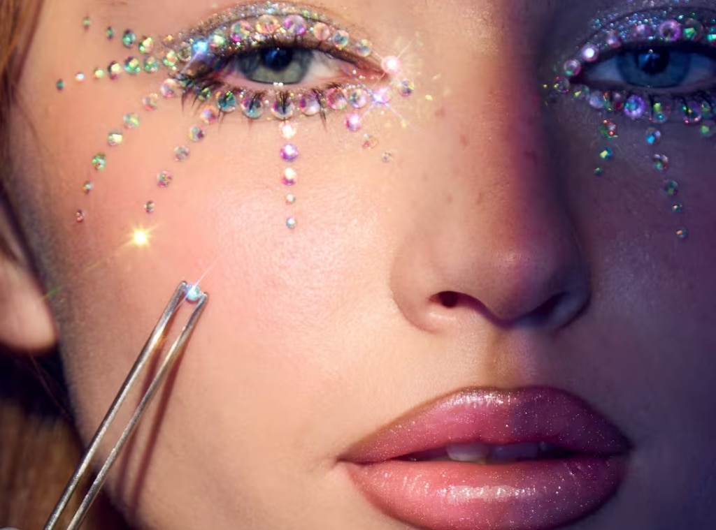 Maximalist Makeup Is The Trend Replacing Clean Girl" Beauty